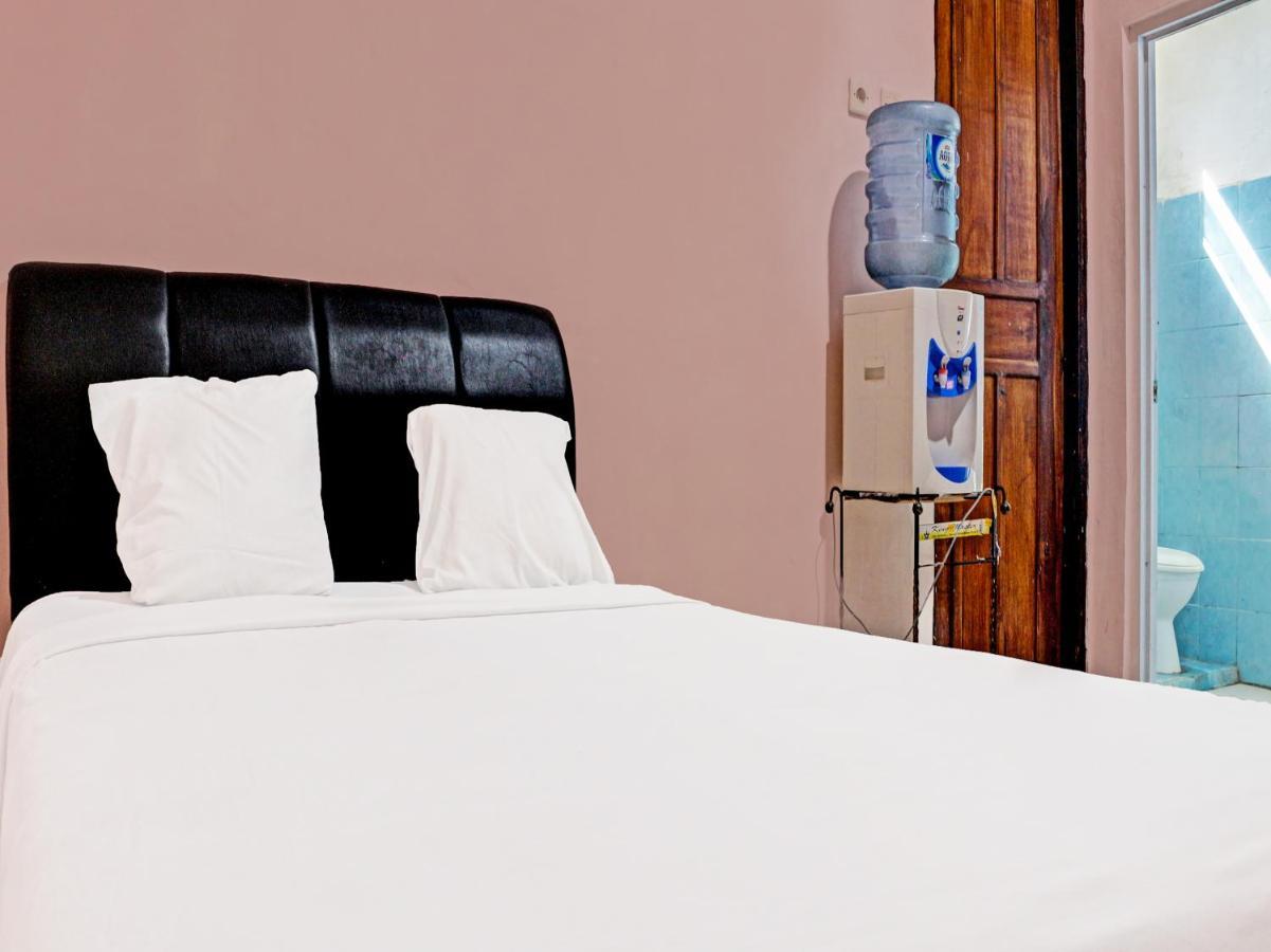 Oyo 91416 Puri 88 Homestay Kupang  Eksteriør bilde