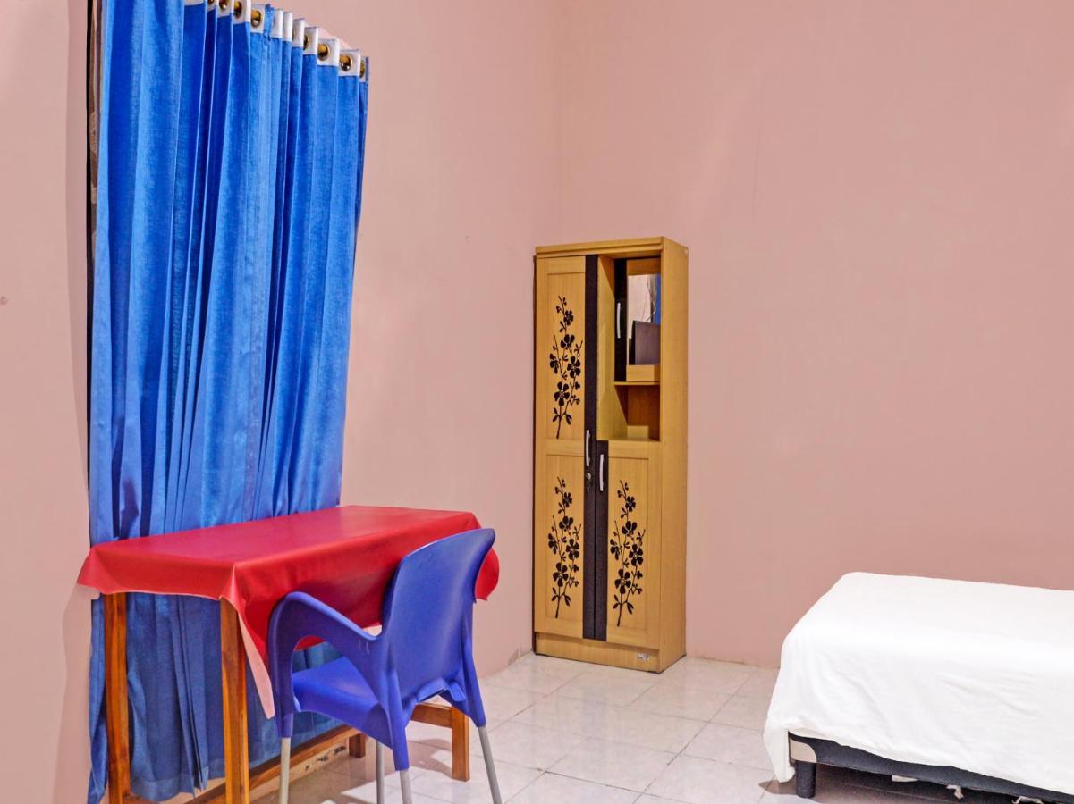 Oyo 91416 Puri 88 Homestay Kupang  Eksteriør bilde