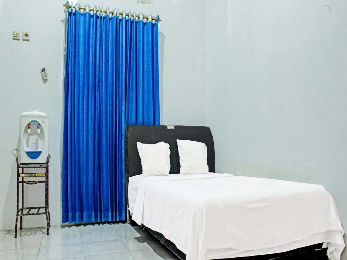 Oyo 91416 Puri 88 Homestay Kupang  Eksteriør bilde